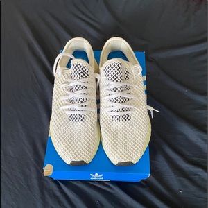 Men’s Adidas Deerupt Runner